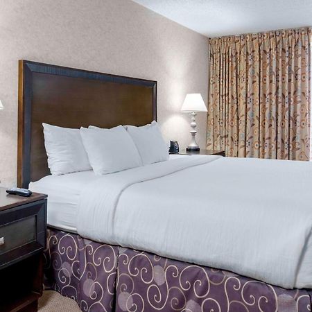 Embassy Suites By Hilton Kansas City Plaza Екстер'єр фото