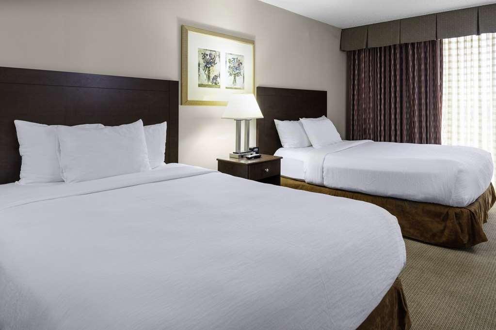 Embassy Suites By Hilton Kansas City Plaza Номер фото