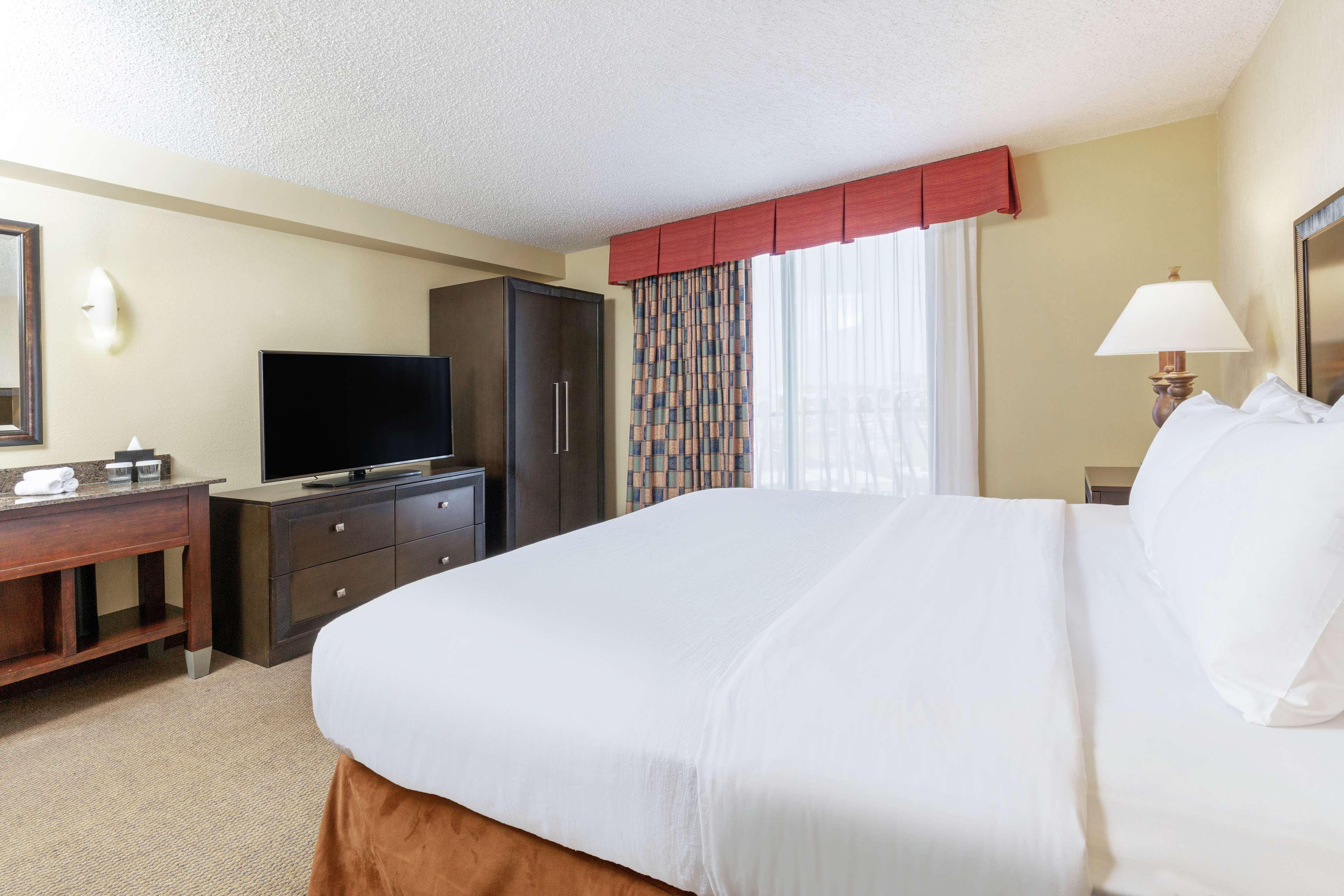 Embassy Suites By Hilton Kansas City Plaza Екстер'єр фото