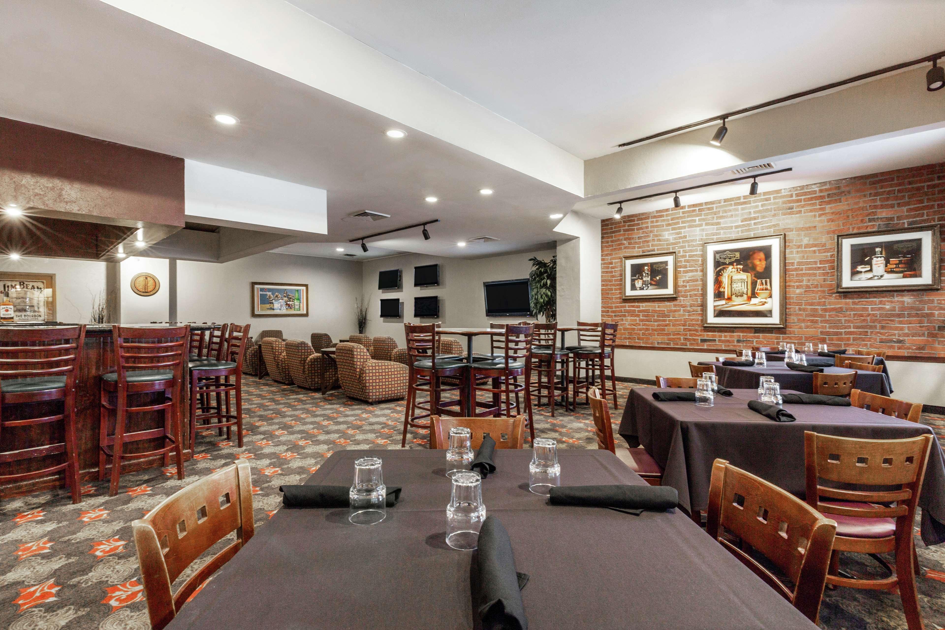 Embassy Suites By Hilton Kansas City Plaza Екстер'єр фото